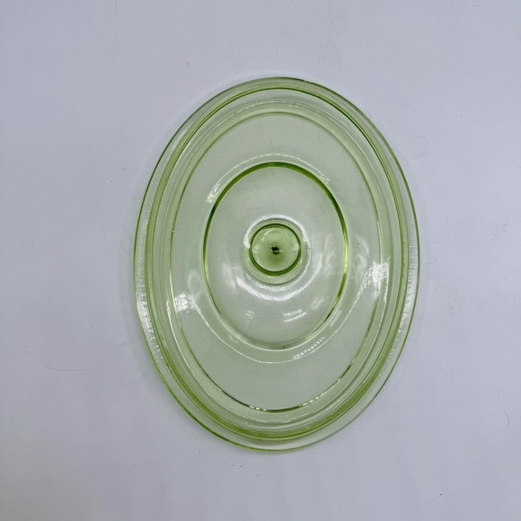 Vintage Green Glass Ramekin Dish with Lid Uranium Glass Vaseline Glass Glow - Picture 11 of 12